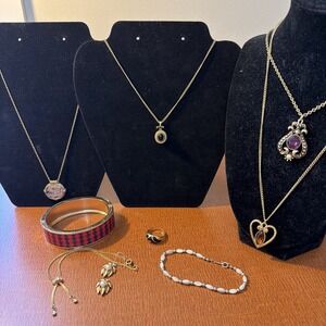 Vintage Avon Jewelry Lot: 4 Necklaces, Ring, Bracelets